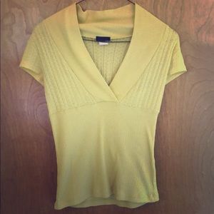 Cute low cut short sleeve yellow blouse